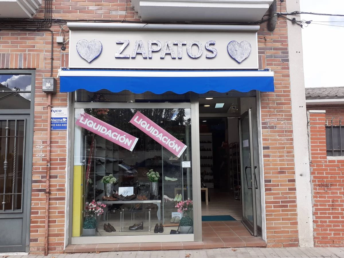 ZAPATOS EMPEDRADA