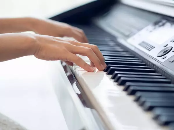 ESCUELA DE MÚSICA EMEX