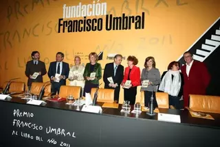 Aguirre y De Foxá entregaron el premio Francisco Umbral al libro del año
