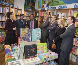 De Foxá acuerda medidas con Asecam y Avalmadrid para favorecer a emprendedores y Pymes
