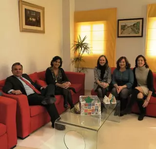 Reunión del equipo directivo del CEIP Santa Catalina con el alcalde de Majadahonda