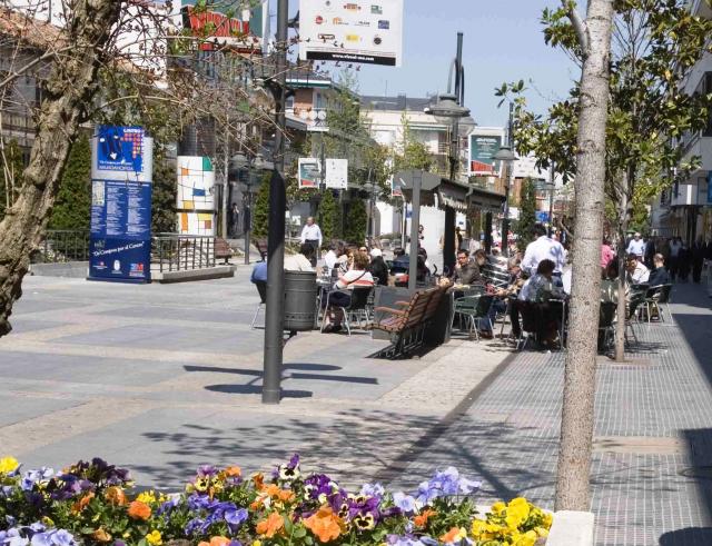 El Ayuntamiento aprueba una nueva ordenanza de terrazas que conjuga el ocio y el descanso vecinal
