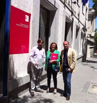 UPyD acude a la Delegación del Gobierno para evaluar la legalidad de algunas inversiones en Majadahonda