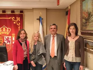 Voluntarias del proyecto europeo ‘Juventud en acción’ trabajan en Majadahonda
