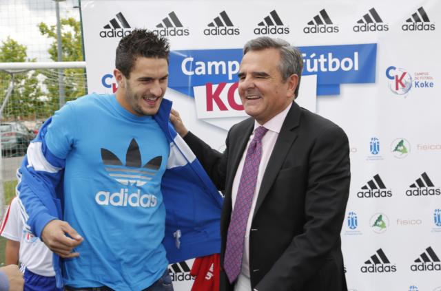 De Foxá y el futbolista ‘Koke’ presentan el campus infantil de verano