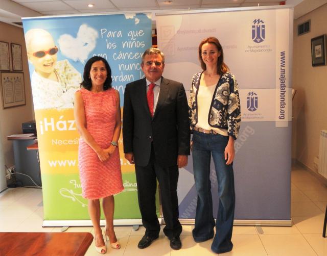 El Ayuntamiento, el Hospital Puerta de Hierro y la Fundación Aladina buscan "sonrisas solidarias" para niños con cáncer