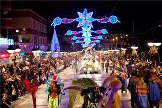 La gran cabalgata de los Reyes Magos inicia su recorrido en Majadahonda