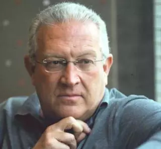 Armas Marcelo, Premio Umbral al Libro del Año por su obra ‘Réquiem habanero por Fidel’