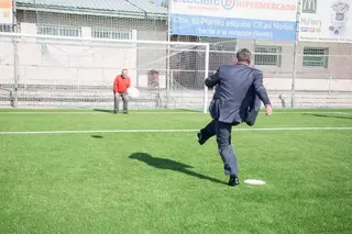 Finalizan las obras de remodelación de los campos de fútbol de la Oliva