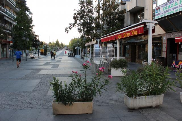 La Policía inspecciona bares y restaurantes para garantizar que cumplen la legalidad