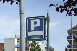 El aparcamiento público de la C/ Rosalía de Castro ofrecerá la primera hora de parking gratis