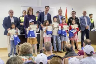 Más de 400 niños de Majadahonda dibujan la versión más original de las señales de tráfico