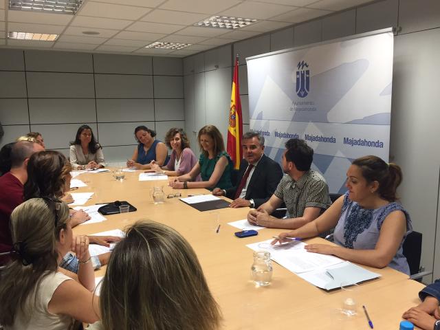 Más de 150.000 euros dirigidos a favorecer la conciliación de padres con hijos en colegios públicos y concertados