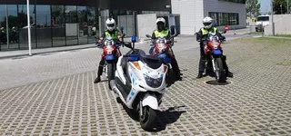 Nueva equipación de seguridad para los motoristas de la Policía Local de Majadahonda