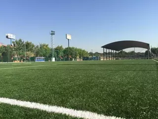 Abre al público el nuevo campo de fútbol de “La Sacedilla”