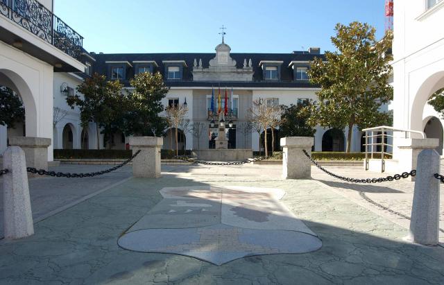 El Ayuntamiento de Majadahonda alcanza un acuerdo para mejorar las condiciones laborales de los trabajadores municipales
