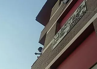 Completado el desalojo de las Casas Rojas de Majadahonda