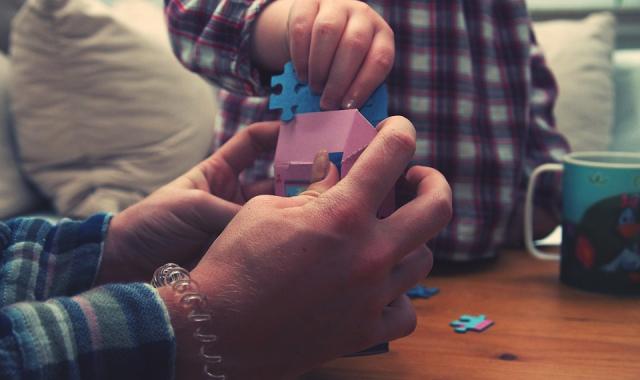Aprobada la propuesta de Ciudadanos para facilitir la inclusión social de las personas con Autismo