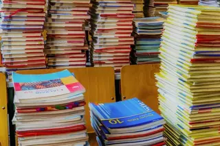 La Comunidad de Madrid da los primeros pasos para poner en marcha la Ley de Gratuidad de Libros de Texto