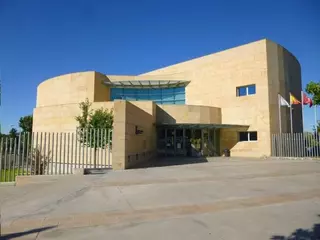 Ciudadanos pide ampliar el horario de la Biblioteca de Majadahonda para evitar que los estudiantes se desplacen a otros municipios