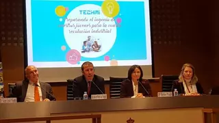 ﻿La Comunidad incentiva a las alumnas de ESO para estudiar carreras de ciencias e ingenierías