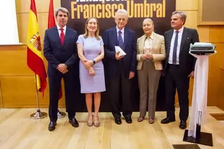 Santos Juliá recibe el Premio Umbral al Libro del Año 
