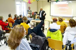 Aprende a usar el PC, el móvil o la tablet en el taller municipal de Nuevas Tecnologías de Majadahonda