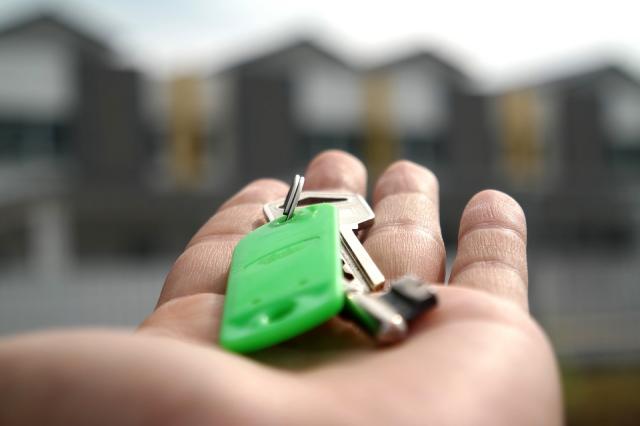 El PSOE solicita nuevas promociones de vivienda pública en alquiler para jóvenes