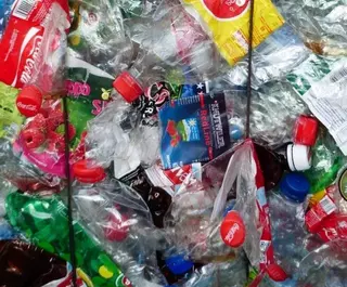 Somos Majadahonda propone un plan municipal para eliminar los plásticos de un solo uso