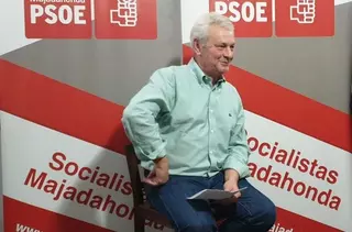 Manuel Fort presenta su candidatura a las primarias socialistas en Majadahonda