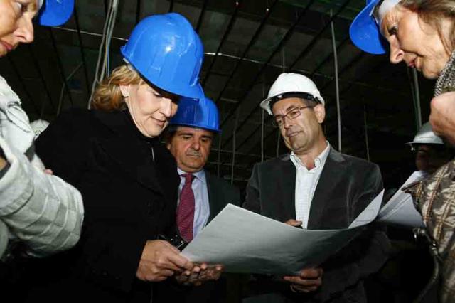 La viceconsejera y el alcalde visitan las obras de la nueva Biblioteca Central
