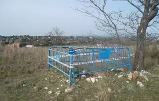 Agentes de Policía inspeccionan y señalizan caminos y zonas rurales para garantizar la seguridad
