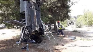 Espectacular accidente en Las Rozas con una persona herida