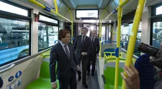 Comienza a funcionar la línea de autobús gratuita que atraviesa Madrid Central
