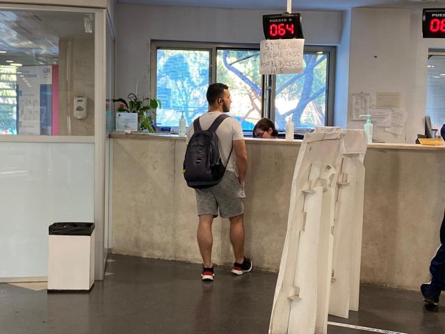 Los médicos de los centros de salud tramitan por teléfono los partes de baja por enfermedad