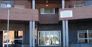 La Comunidad de Madrid asume la dirección de las residencias Sergesa de Boadilla y Reina Sofia de Las Rozas por su situación crítica ante el Coronavirus