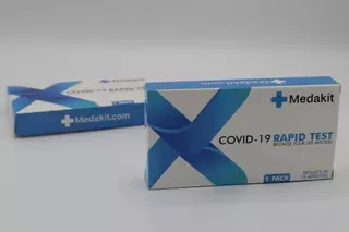 La Comunidad presenta su plan para autorizar la realización de test de antígenos en las farmacias madrileñas