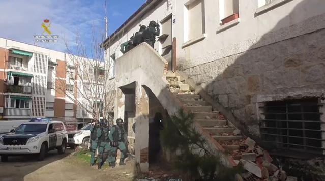 Detenidos los integrantes de un grupo especializado en robos en establecimientos en Majadahonda y Villanueva de la Cañada