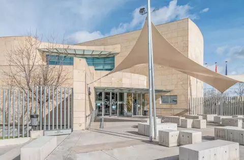 La Biblioteca Municipal de Majadahonda amplía su horario ante la época de exámenes