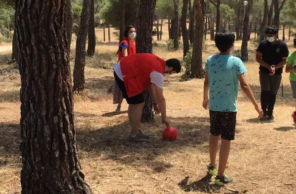 Los chavales de Cruz Roja recuperan las actividades al aire libre 