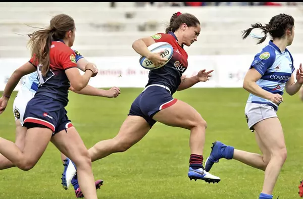 Las jugadoras del Club de Rugby Majadahonda se juegan la liga este domingo