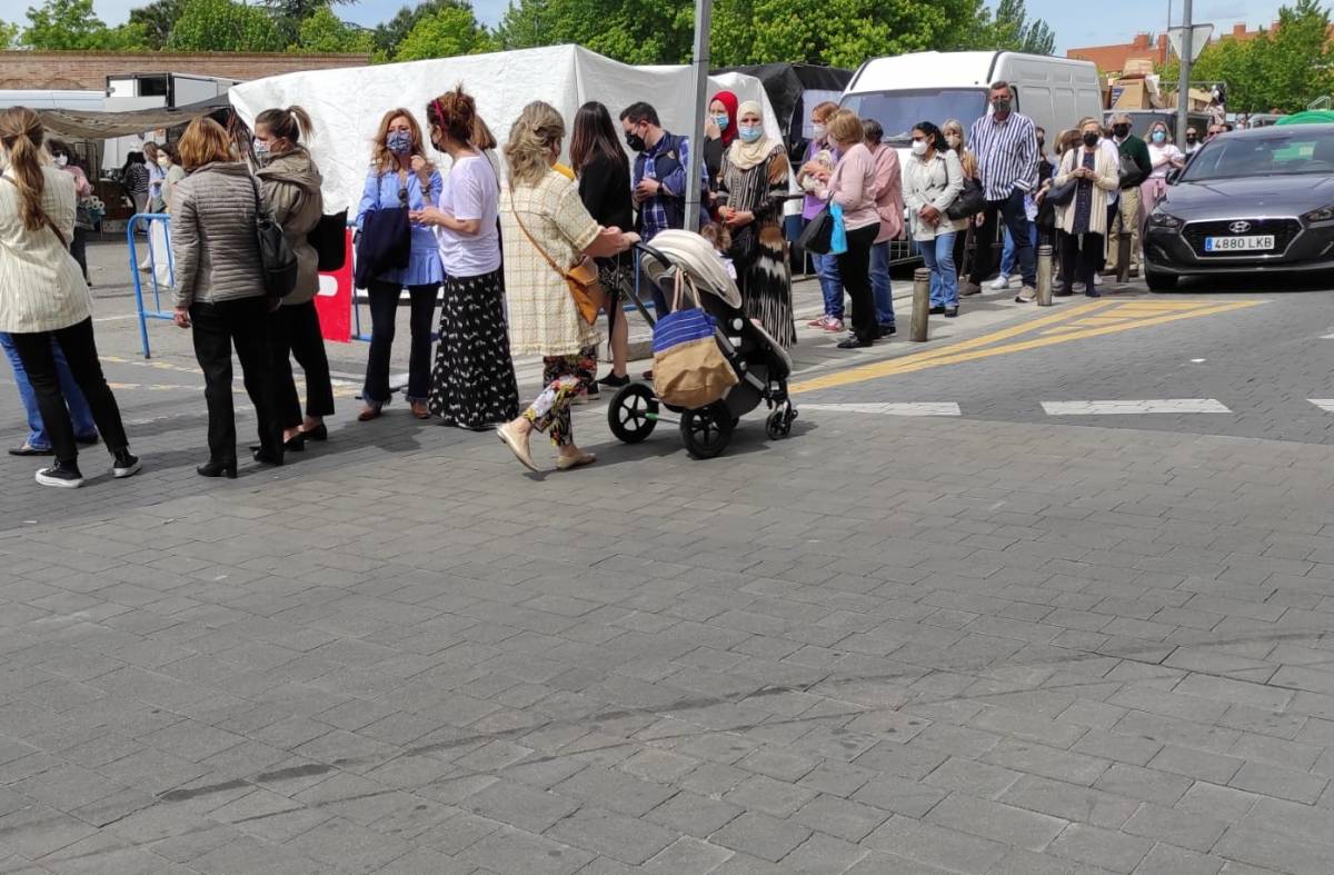 El PSOE de Majadahonda exigirá en el Pleno una solución a los problemas de seguridad peatonal en los accesos al Mercadillo