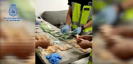 Detenidos tres individuos por robos en viviendas de Las Rozas mediante el método del 'escalo'