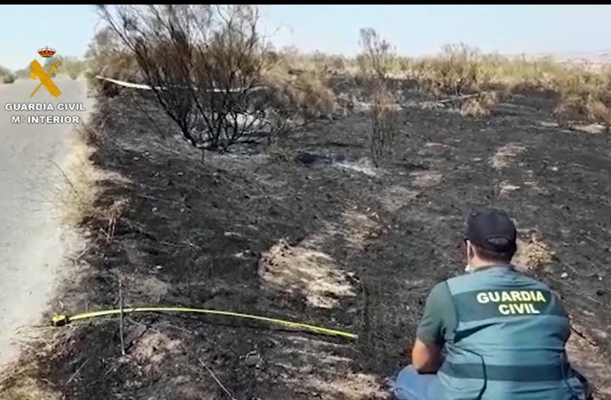 La Guardia Civil abre una investigación sobre el origen del incendio del domingo como intencionado o imprudente 
