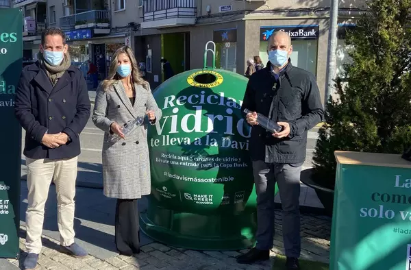 Entradas para la Copa Davis a cambio de reciclar envases de vidrio en Majadahonda 