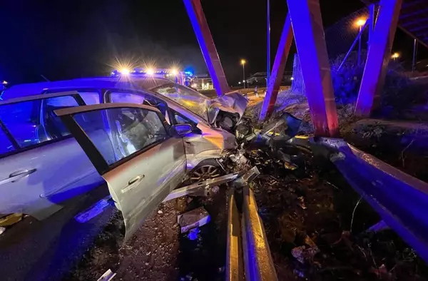 Muere una mujer en un grave accidente en el cruce de la M-856 con la M-506 a la altura de Villaviciosa de Odón