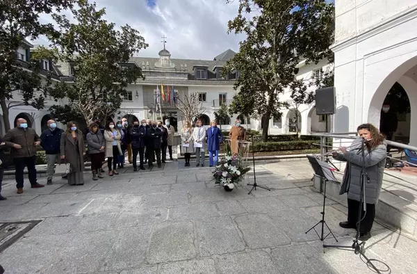 La lectura de un manifiesto por la igualdad inicia la celebración del Día Internacional de la Mujer en Majadahonda