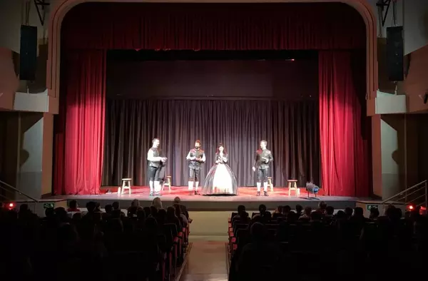El teatro sale a la calle y toma la Gran Vía de Majadahonda este domingo
