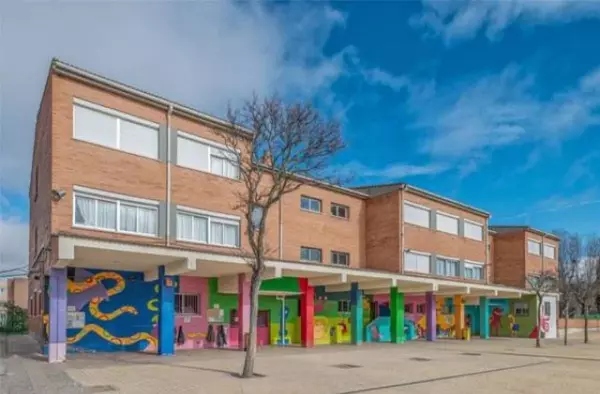 Ciudadanos Majadahonda: “El Gobierno municipal está faltando el respeto a las familias de los alumnos del colegio Antonio Machado”