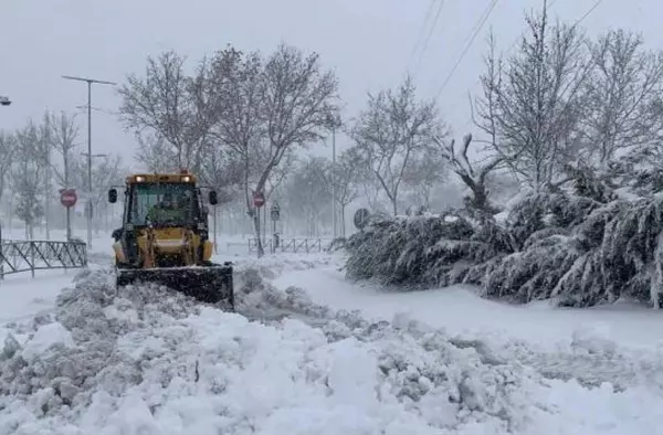 Ciudadanos asegura que el Ayuntamiento pagó por máquinas quitanieves que trabajaron a la vez en Majadahonda y Las Rozas